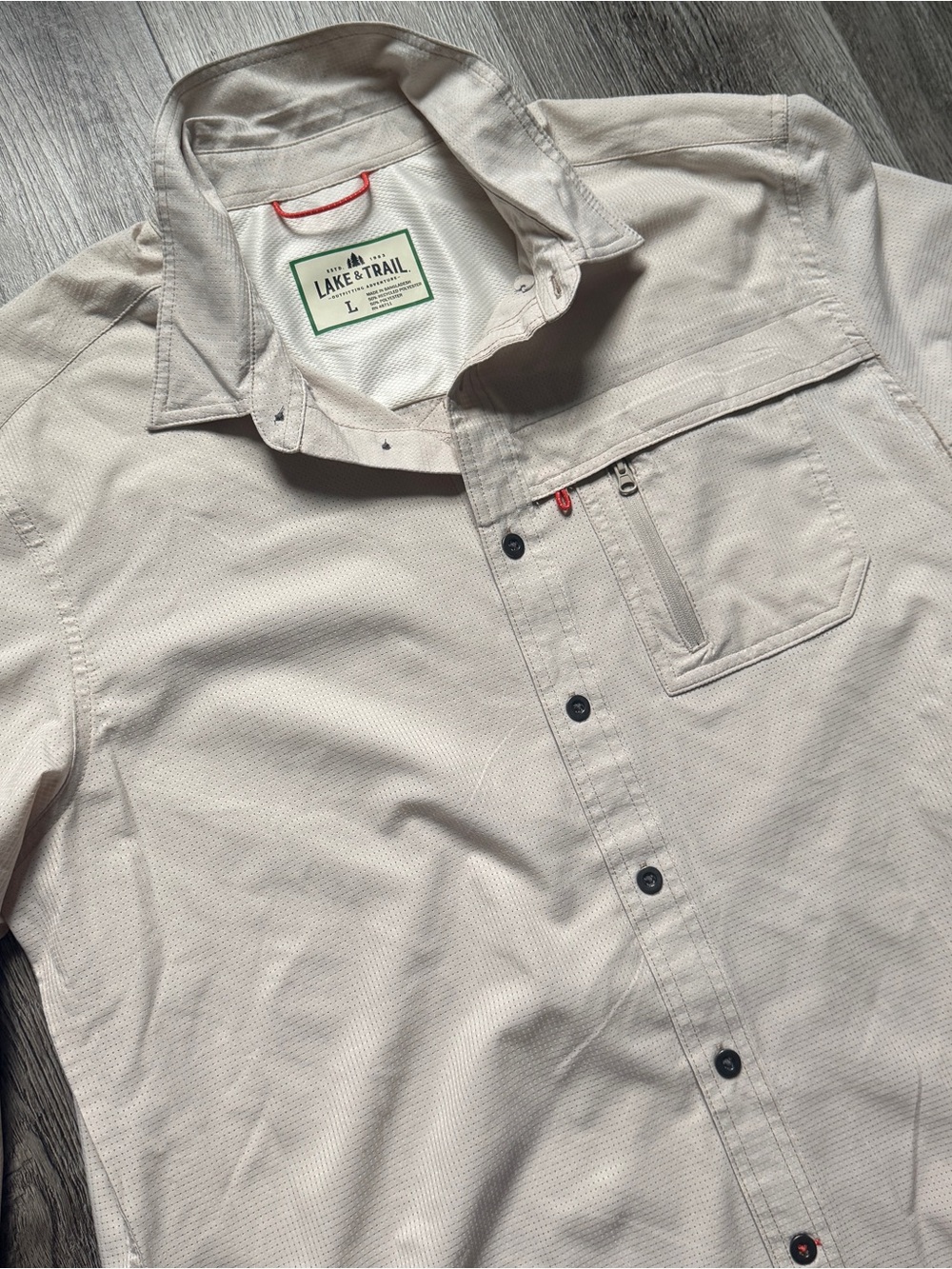 Lake & Trail Men's L Beige Solid Woven Long Sleeve Button-Up Shirt Pockets 0172